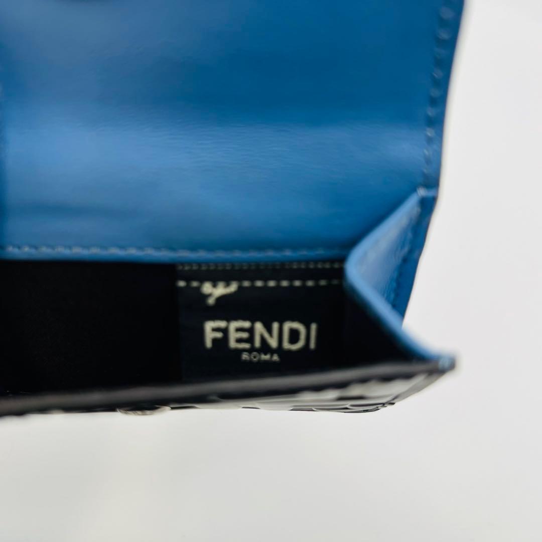 極美品】FENDI フェンディ 三つ折り財布 コンパクトF バイカラー ズッカ