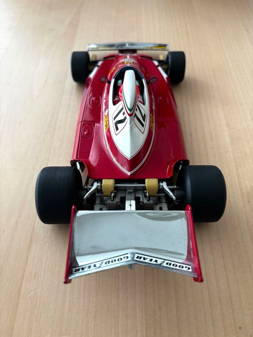 Ferrari 312 T 1975 1/18 ニキ・ラウダ - メルカリ