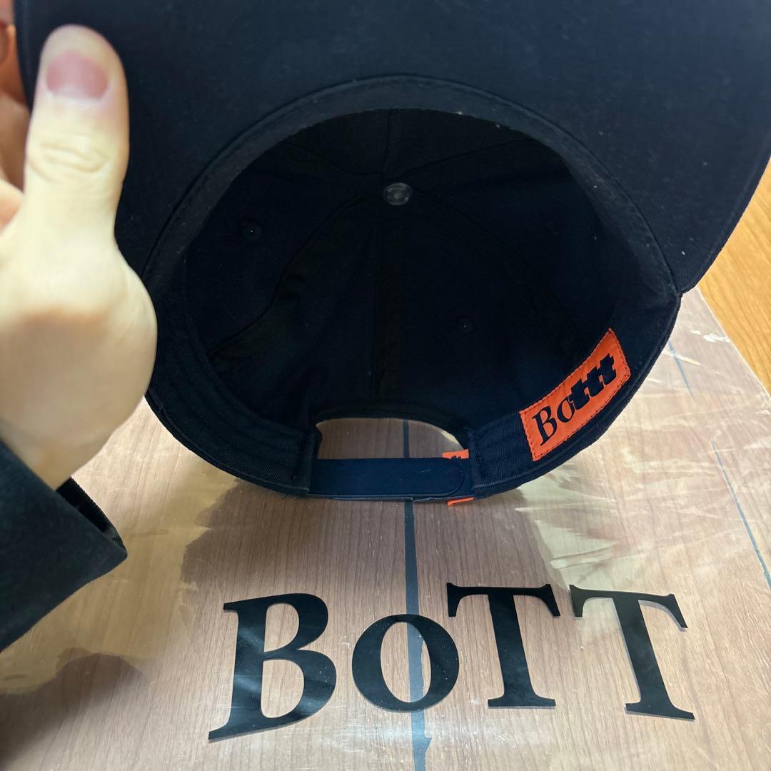 BoTT×tttmsw キャップ ネイビー