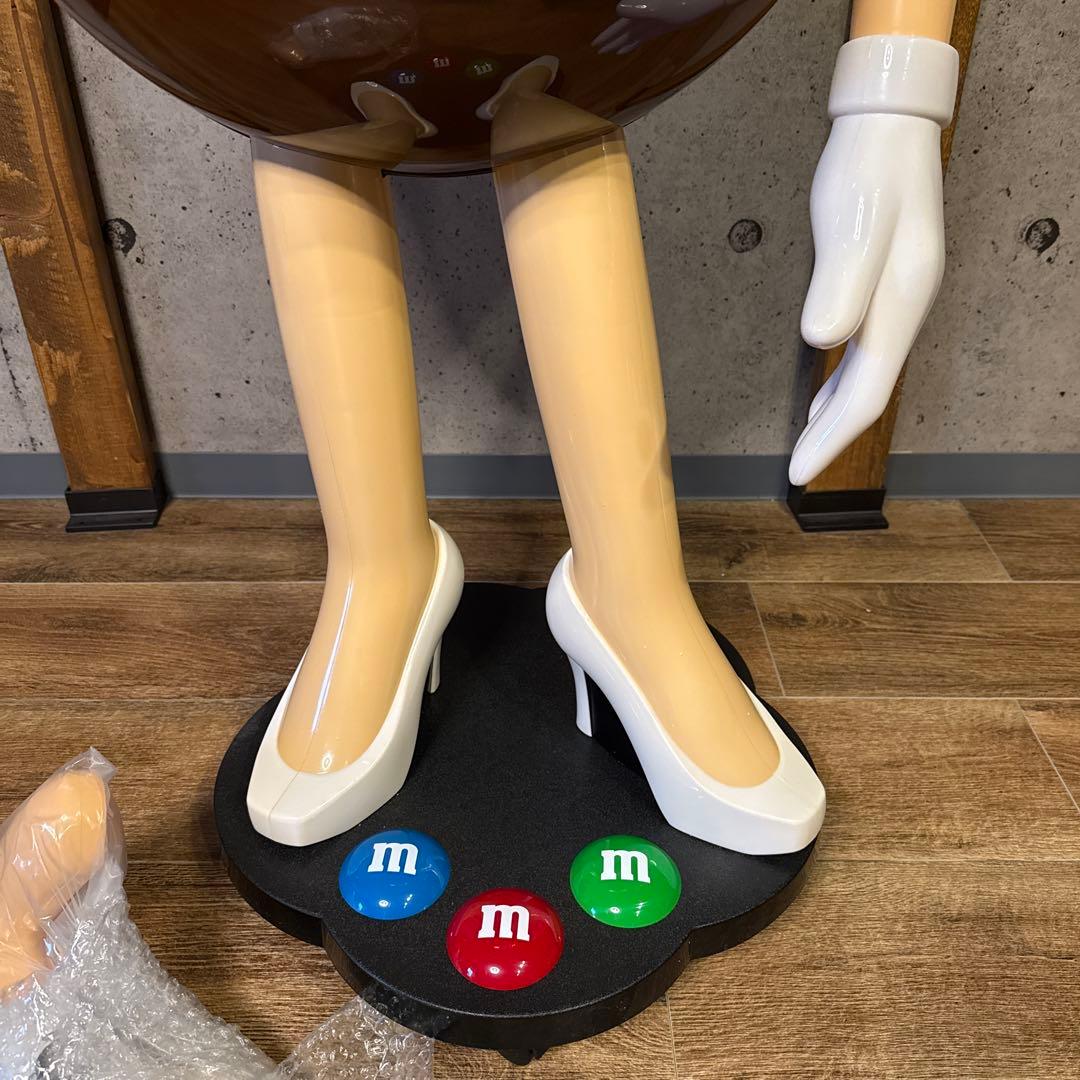 新品　M&M's ブラウン　ストアディスプレイ