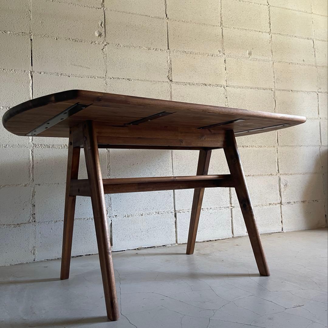 美品　unico ウニコ　SWELLA ダイニングテーブル