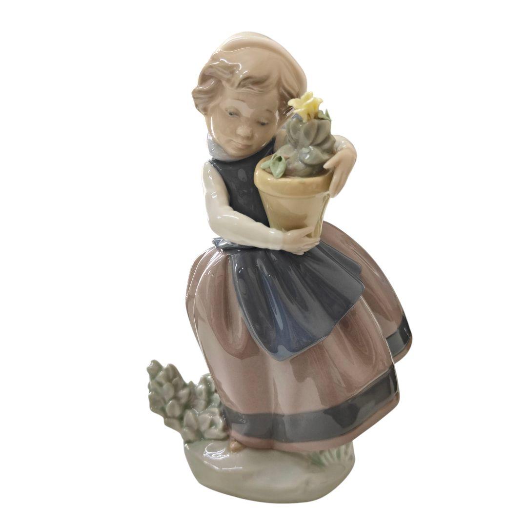 リヤドロ　春が来た」置物　アンティーク Yahoo!オークション -「春が来た」(リヤドロ) (西洋陶磁)の落札相場