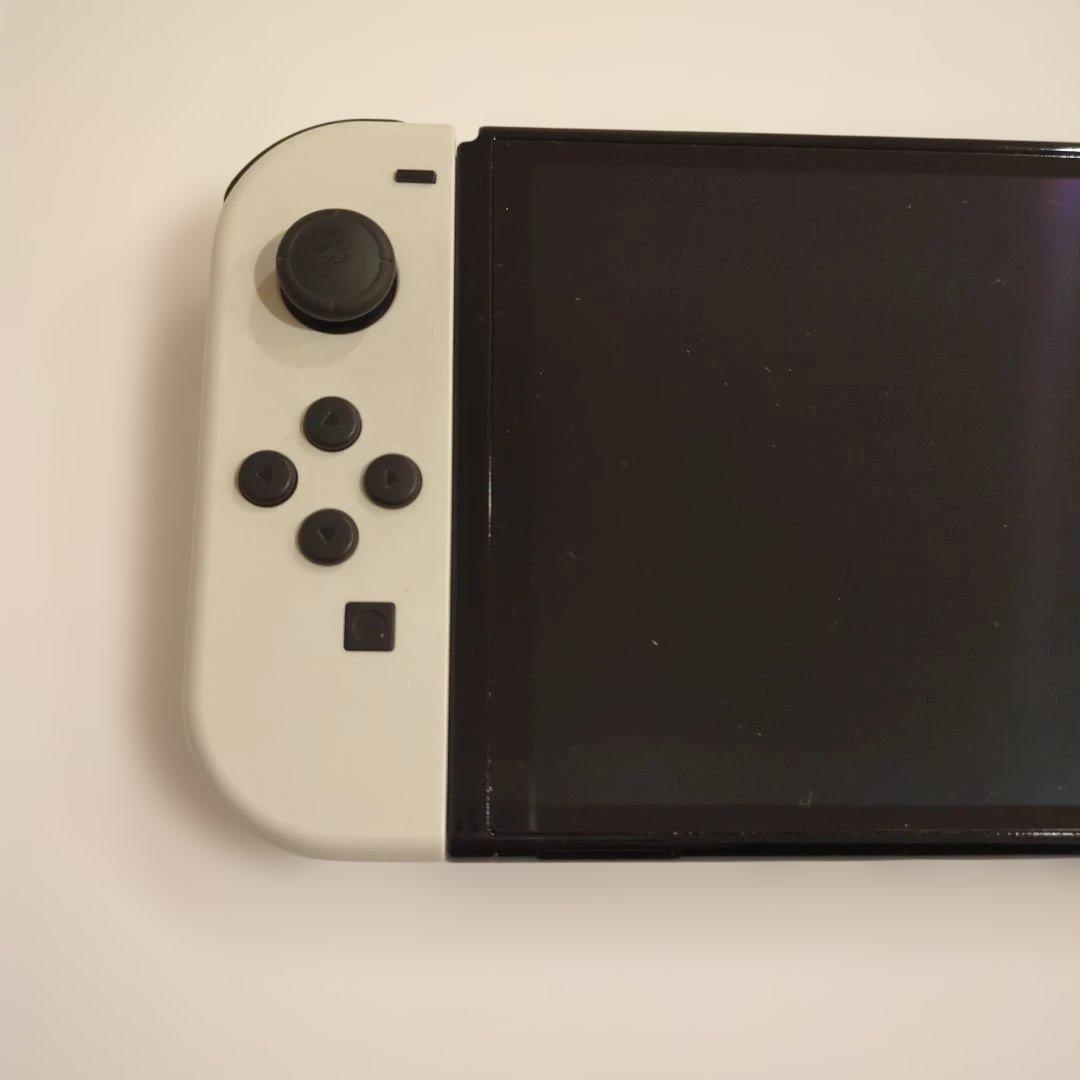 Nintendo Switch 本体 ホワイト/ブラック ジョイコン付き