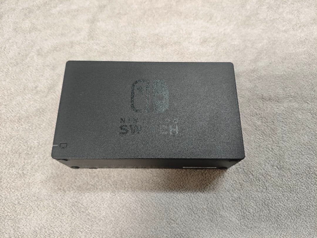 【完品】Nintendo Switch本体 ドラクエ3