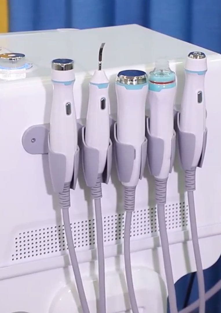 新品取引】リスキンデバイスPro 美容機器 エステ機器