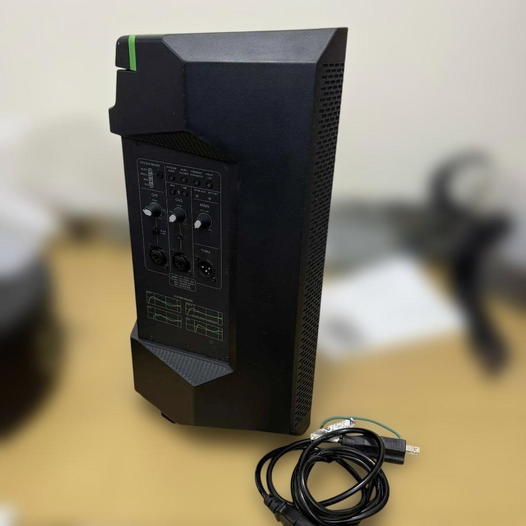 【専用バッグ付】MackieThump GO 8インチ ポータブルPAスピーカー