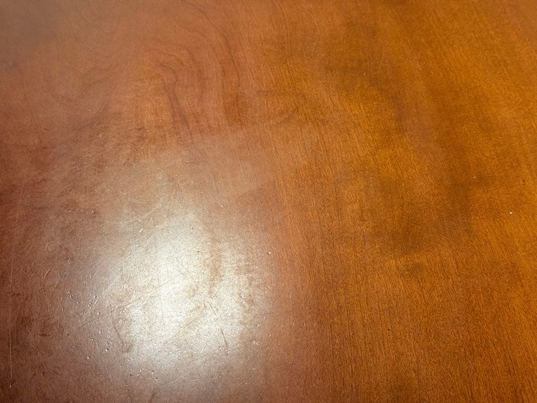 飛騨産業 HIDA キツツキマーク ダイニングテーブル　ラウンド