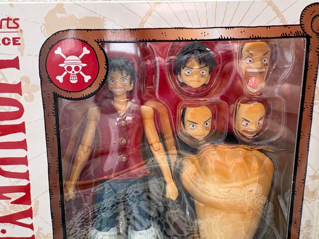 S.H.Figuarts ワンピース モンキー・D・ルフィ　フィギュア