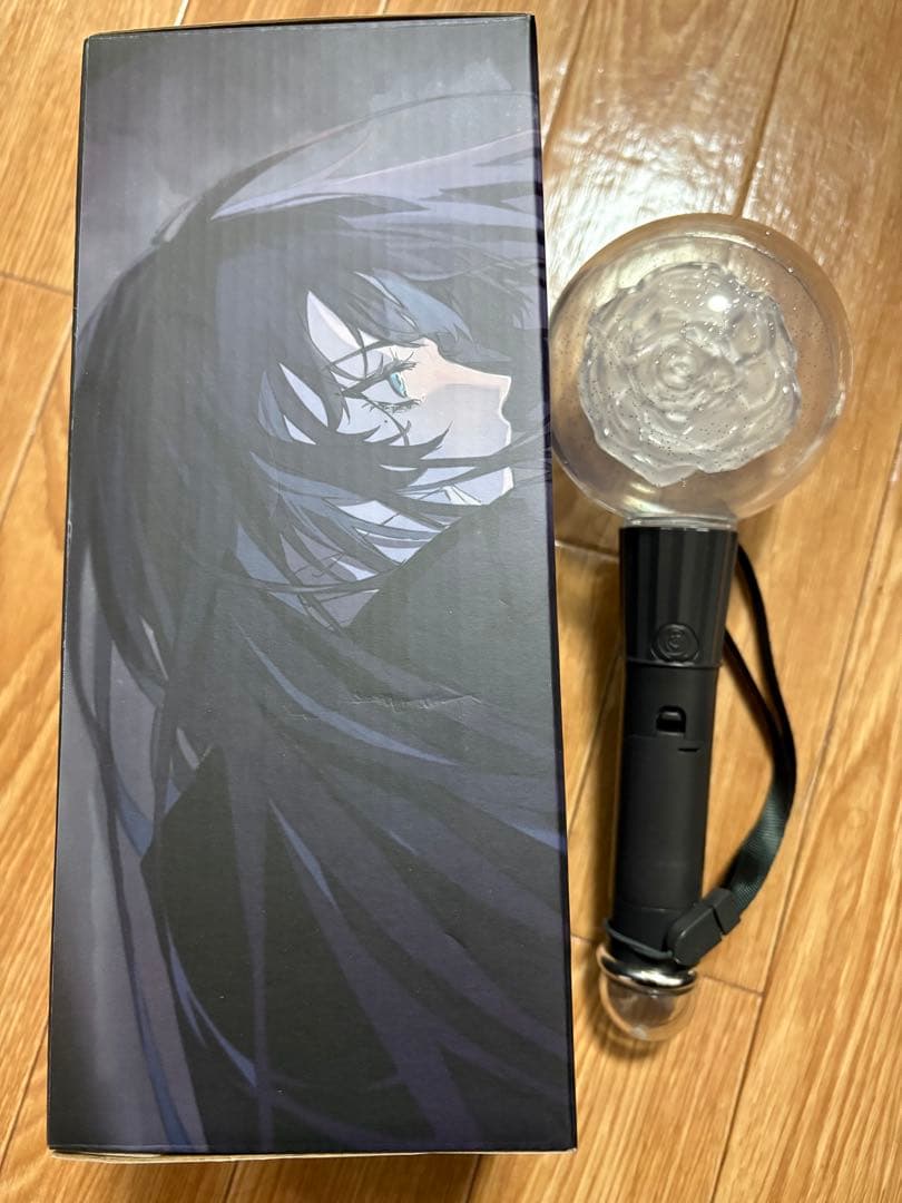 Ado マーズ　ペンライト　ブローチ　ガチャセット