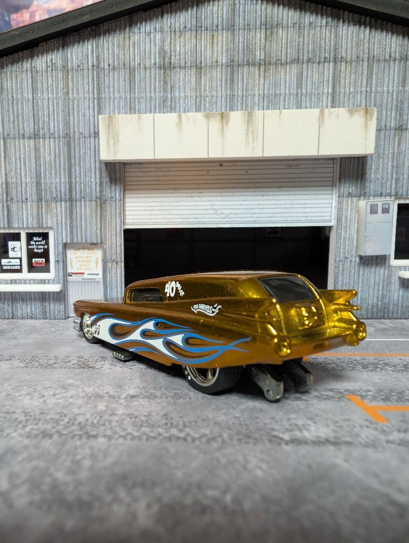 ★ 「パック限定カラー」「激レア」 ホットウィール キャデラック ファニー ★