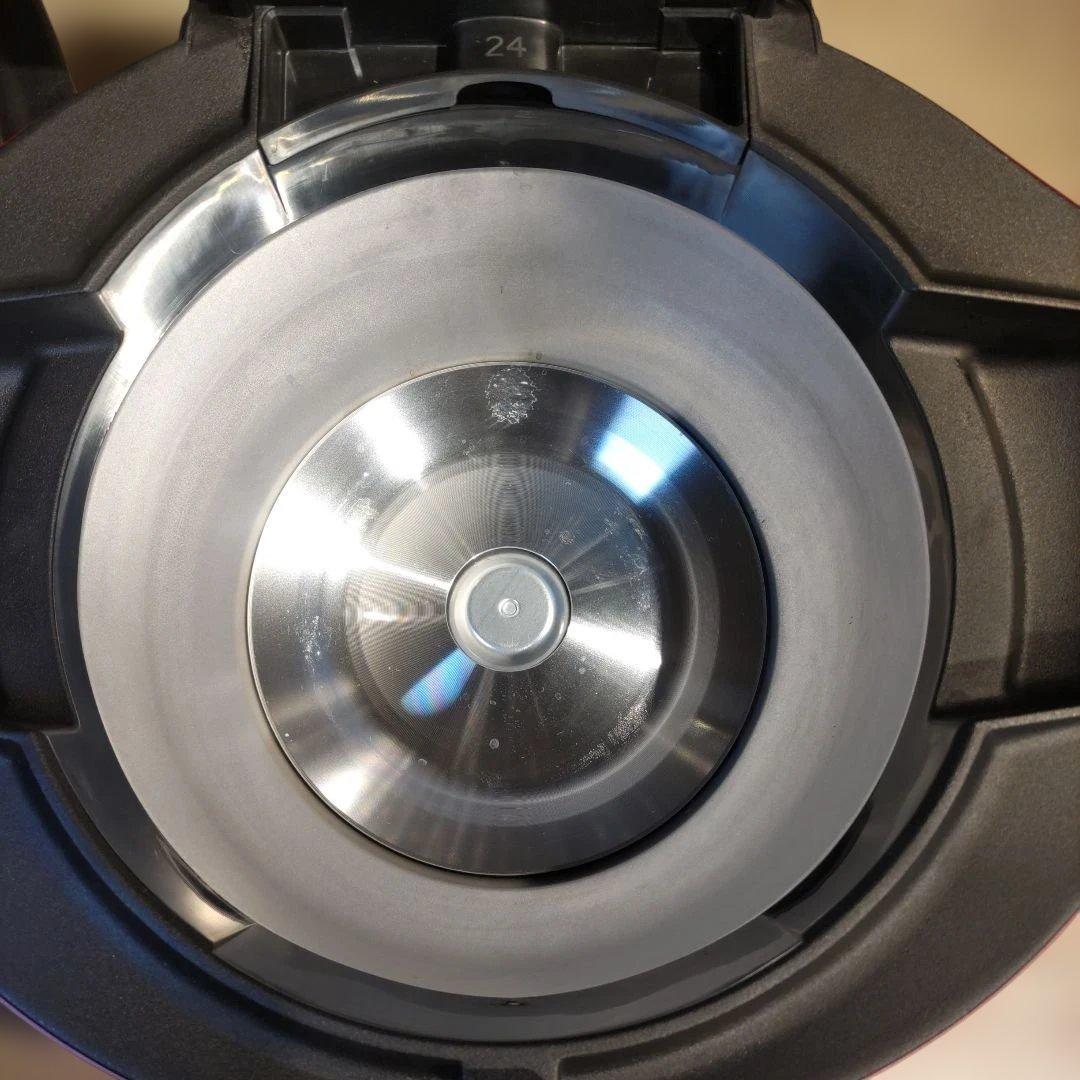 シャープ ヘルシオ ホットクック KN-HW24C 2.4L(2019年製)