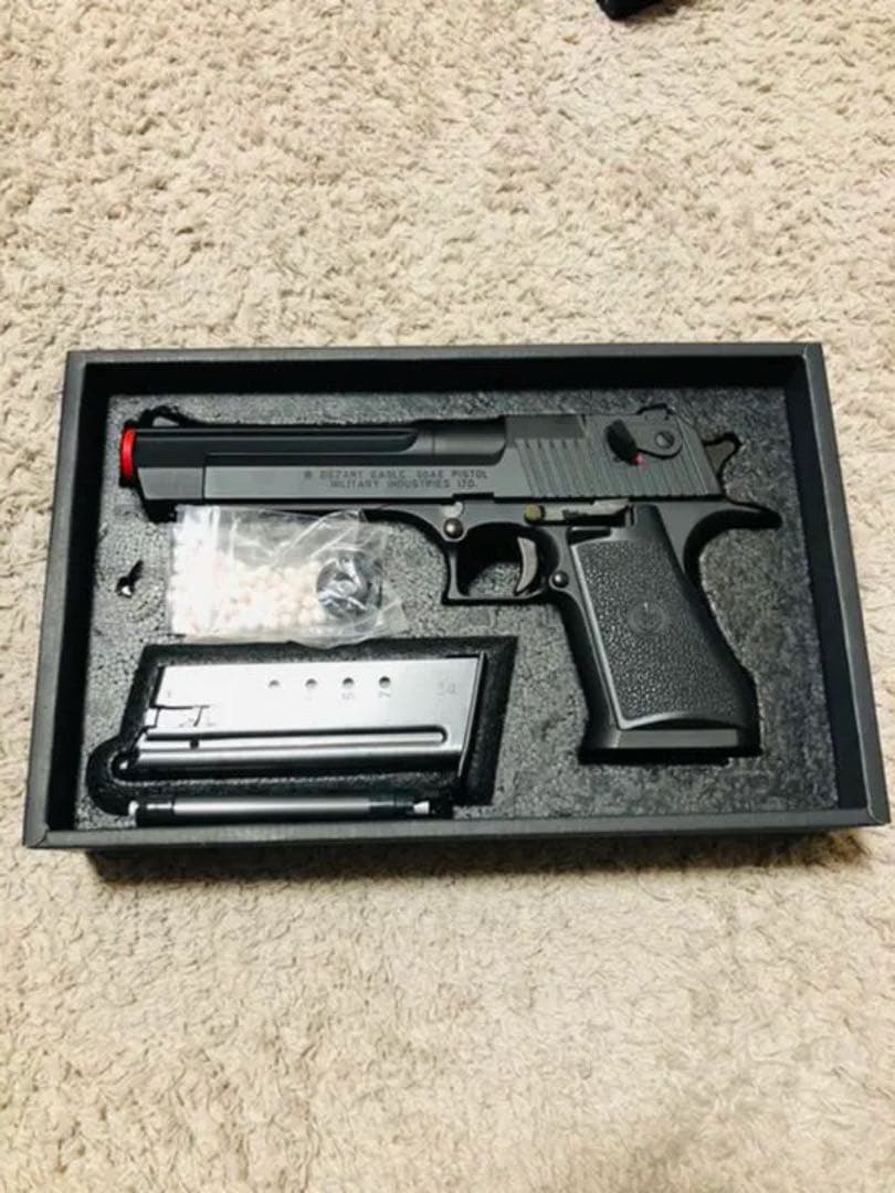 デザート・イーグル　50.AE ガスブローバック　モデル