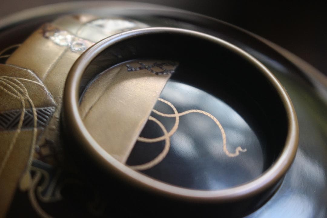 時代逸品！時代金縁黒漆に極上貝桶蒔絵の映えるお椀2点（検検京塗輪島塗蒔絵椀