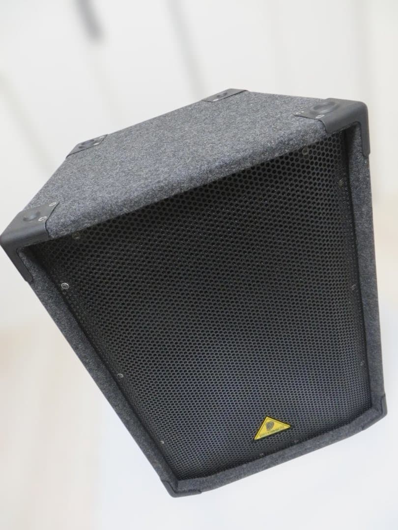 オ*ム様 ベリンガー EUROLIVE B1520 2ウェイ スピーカーシステム