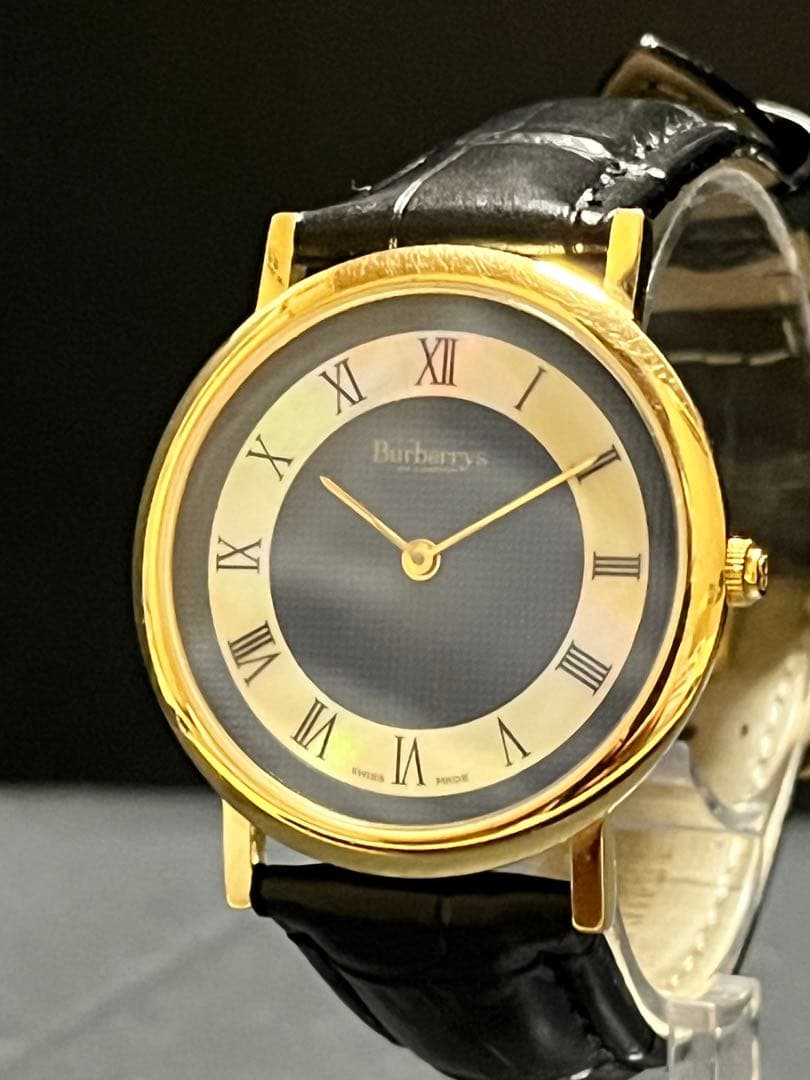 ★超絶美品！バーバリー6000G ネイビーシェル文字盤　メンズ腕時計　稼働