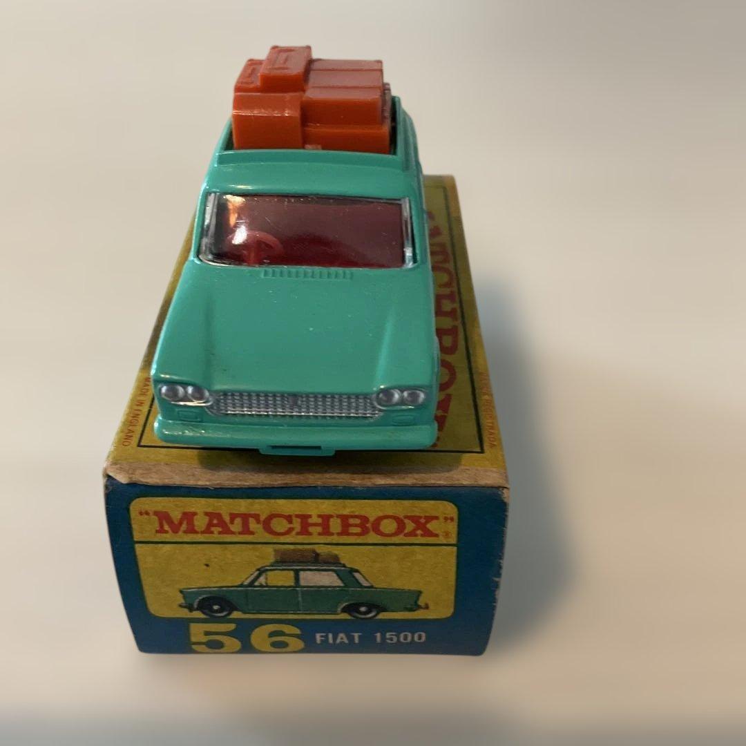 ミニカー マッチボックス 56 フィアット1500