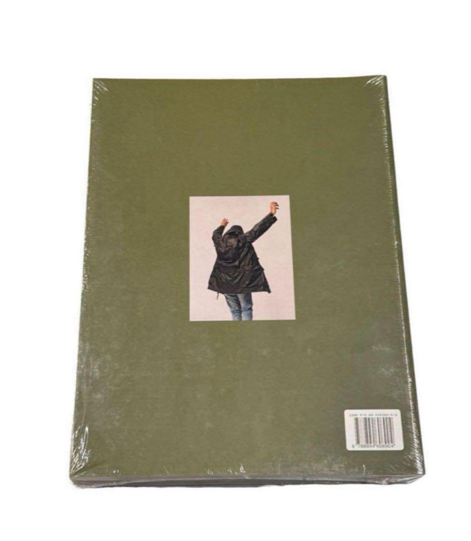 【未使用】C.P. COMPANY 971-021.アート本