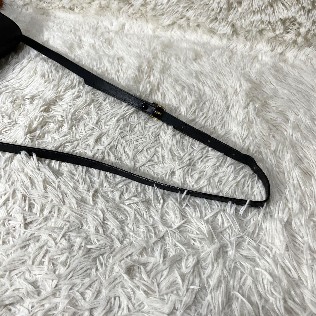 【美品】Burberry バーバリー　ショルダーバッグ　レザー　ブラック　黒