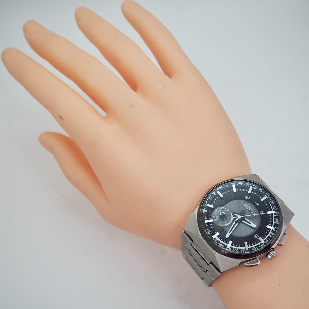 専用526 稼働【美品】シチズン 時計　チタン　電波ソーラー　サテライトウェーブ