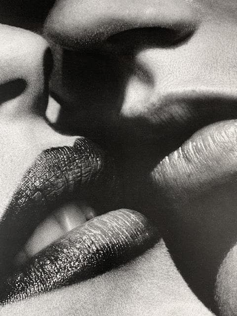 Le Baiser（ヘルムート ニュートン）アートポスター