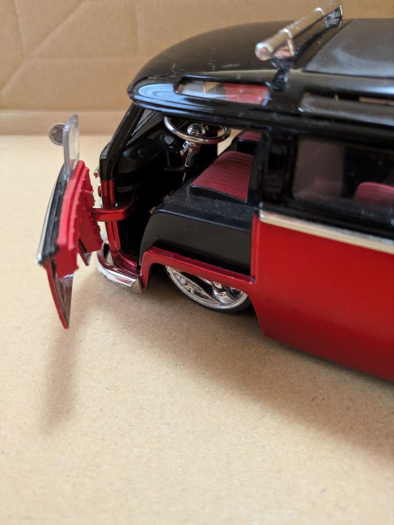 jada フォルクスワーゲン バス