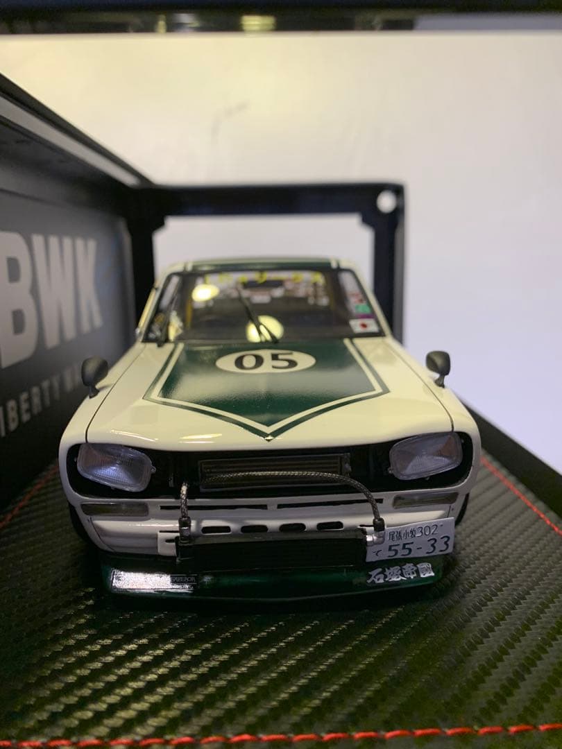 イグニッションモデル　1/18 LBWK限定　ハコスカ フィギュア付き2647