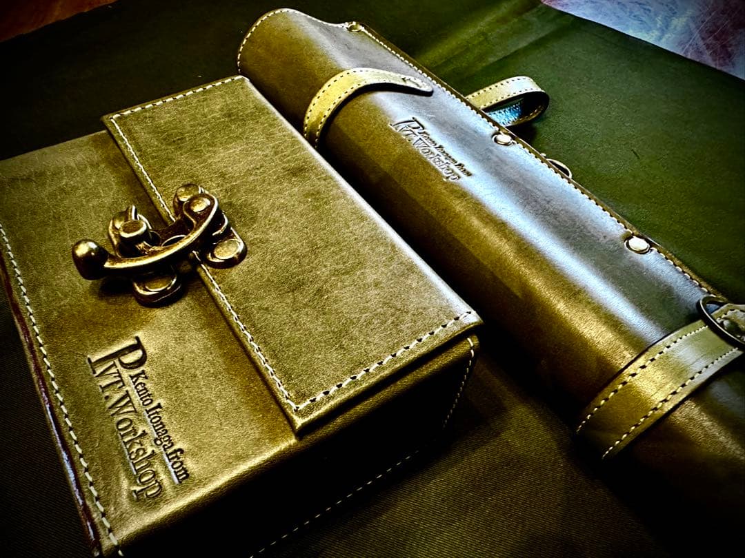 Pvt.Workshop 極CL 本革　デッキケース プレマケース