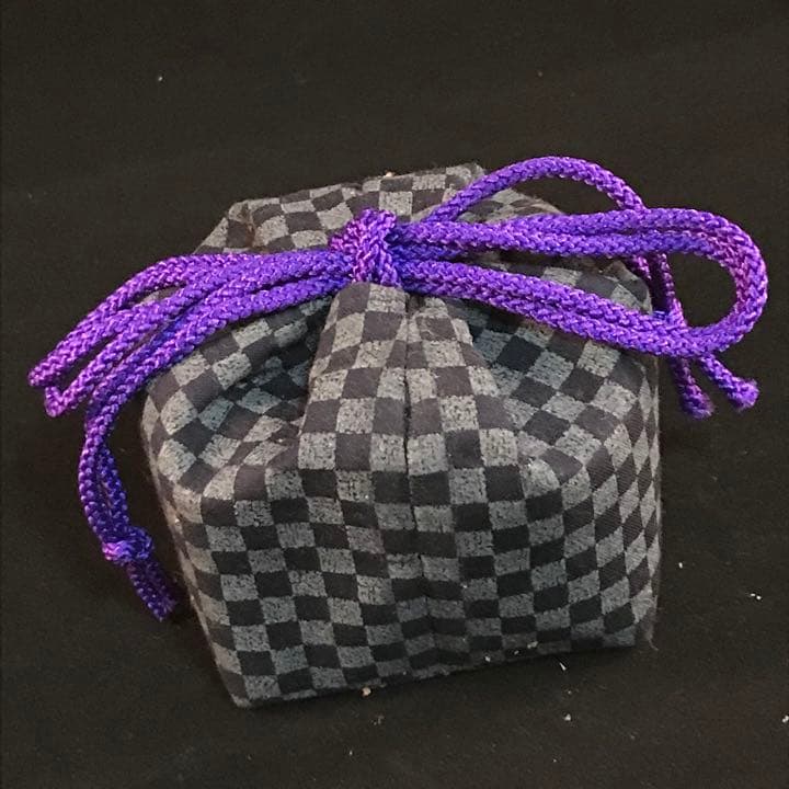 ぐい呑み 穴窯自然釉 袋、箱付き