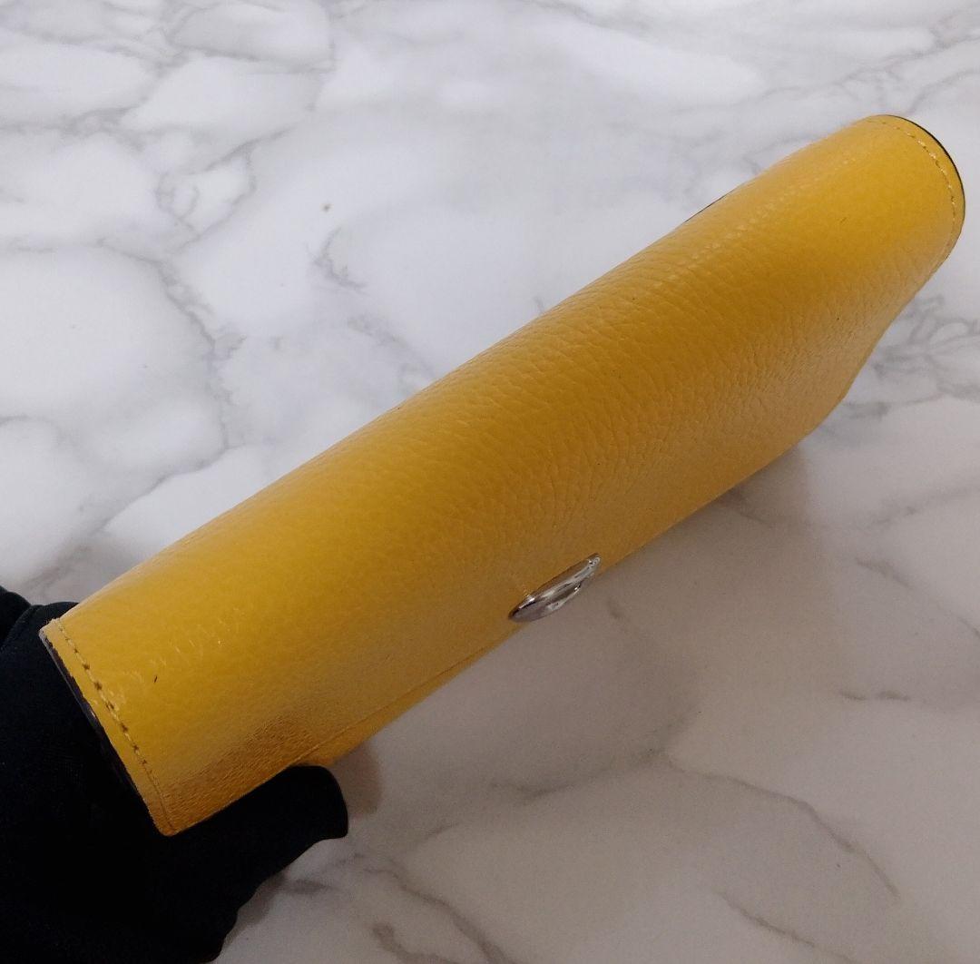 【美品】COACH コーチ エッセンシャルミディアムフラップウォレット