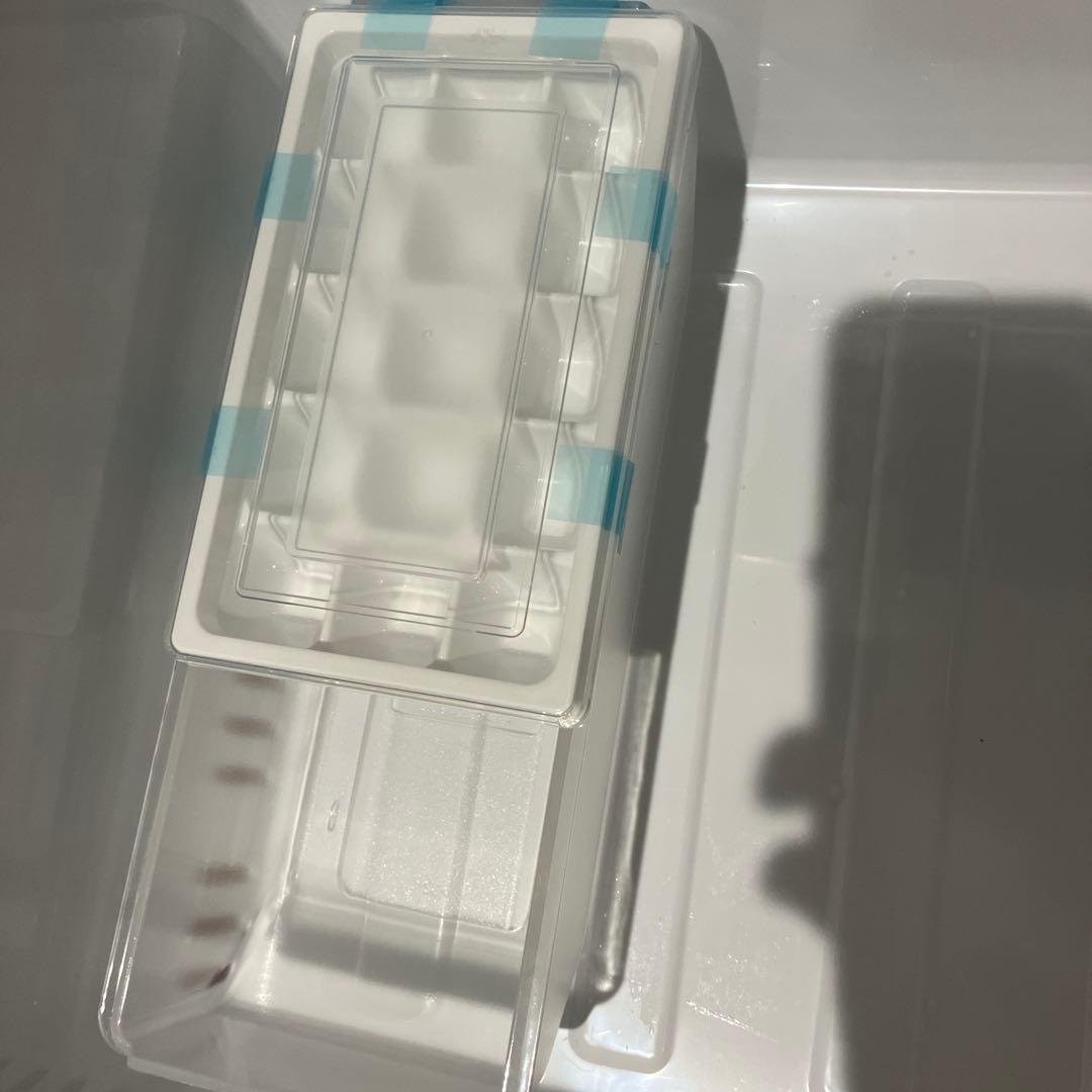 送料無料 アイリスオーヤマ　冷凍冷蔵庫 IRSN-32B-S 2023年製