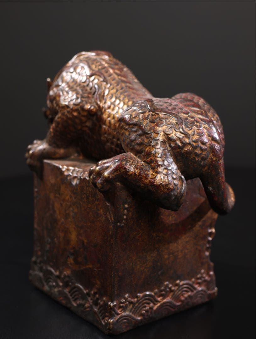 珍蔵　銅製　鎮水神獣　置物　招財　守護