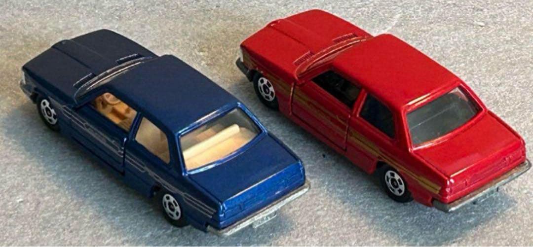 トミカ BMW 320i 2台セット