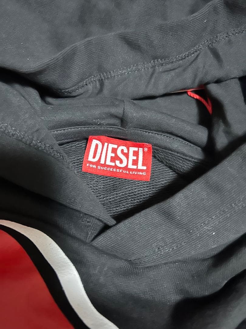 新品タグ付き★ディーゼル★パーカー12Y