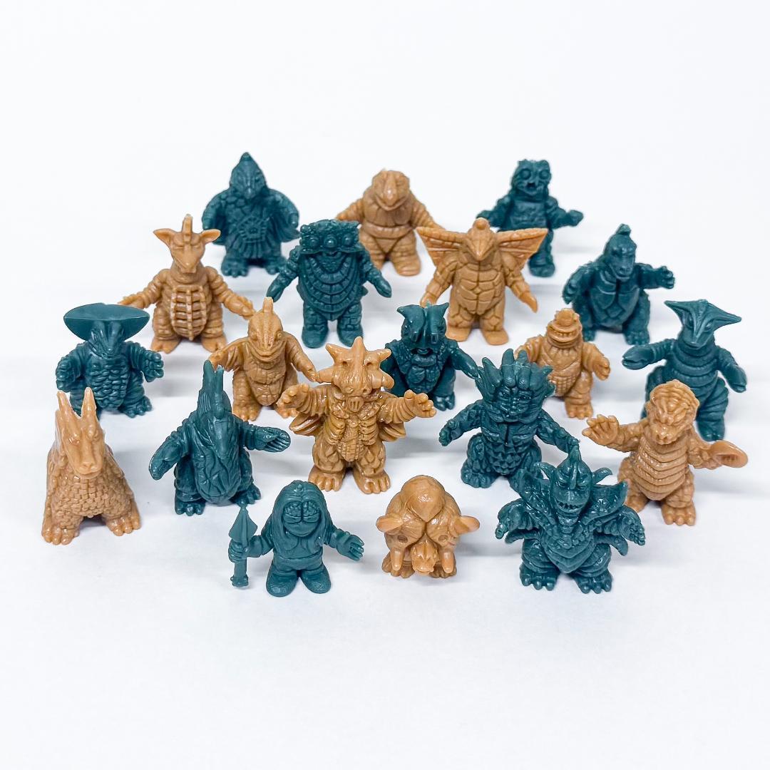 ウルトラマン怪獣消しゴム アンティッQ 20体 復刻 - メルカリ