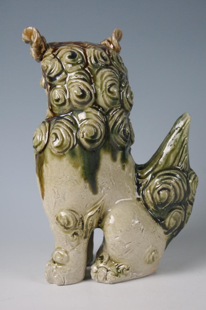 人間国宝一門 金城敏徳 作 緑釉立シーサー（大）1対 - メルカリ 金城敏徳