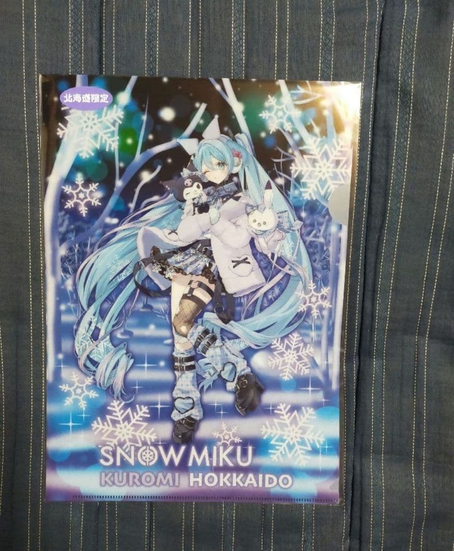 ③　2026年 雪ミク×クロミ　チェック柄　 7点セット