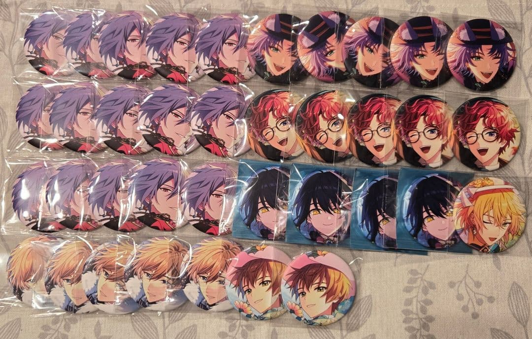 魔法使いの約束　まほやく　MwW3　缶バッジ　オーエン　ムル　ホワイト 魔法使いの約束 まほやく MwW3 缶バッジ オーエン ムル ホワイト