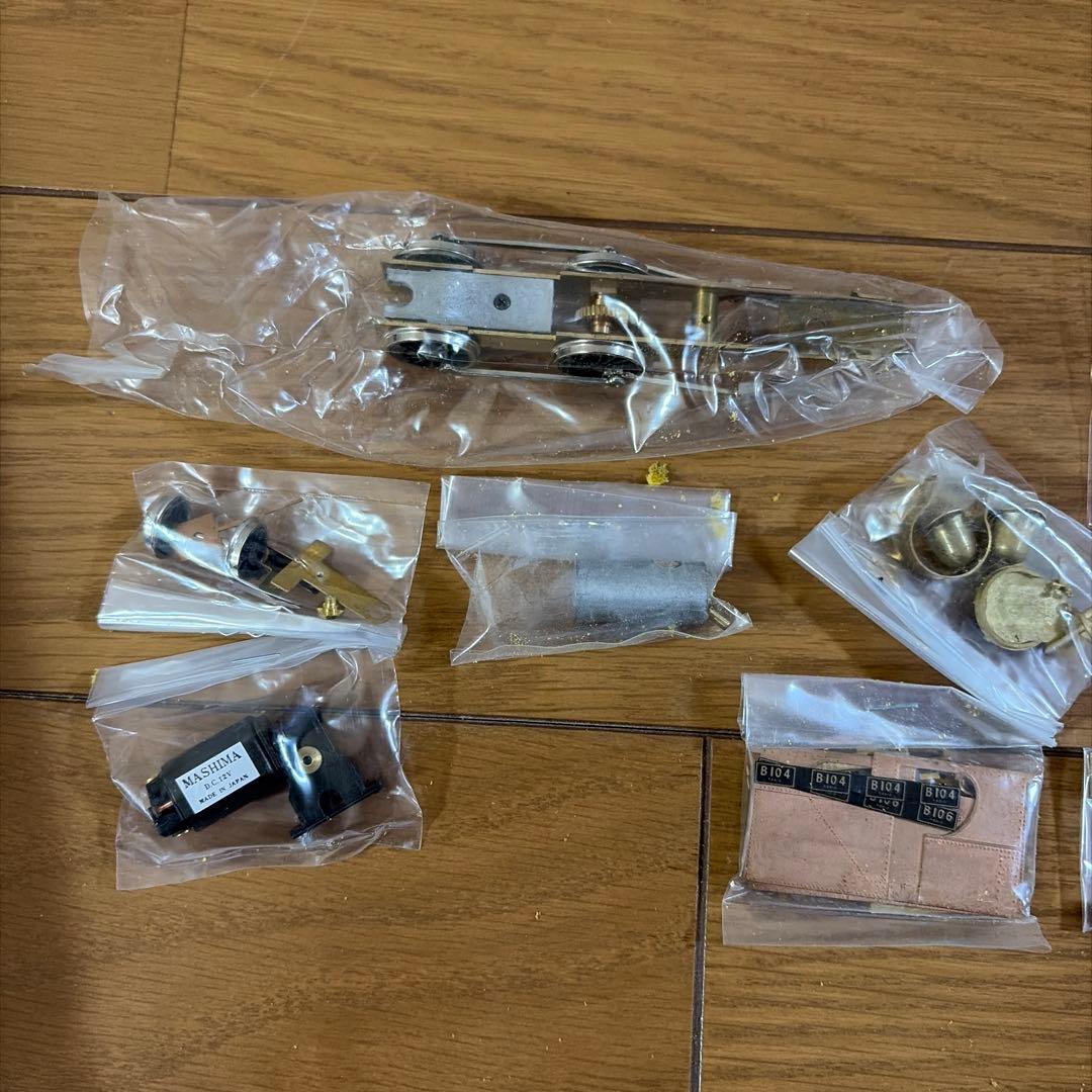 y*z様 珊瑚模型 B10 未完成品　ジャンク