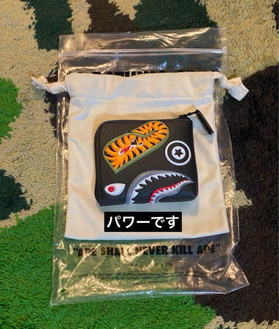 小物 BAPE SHARK MINI WALLET
