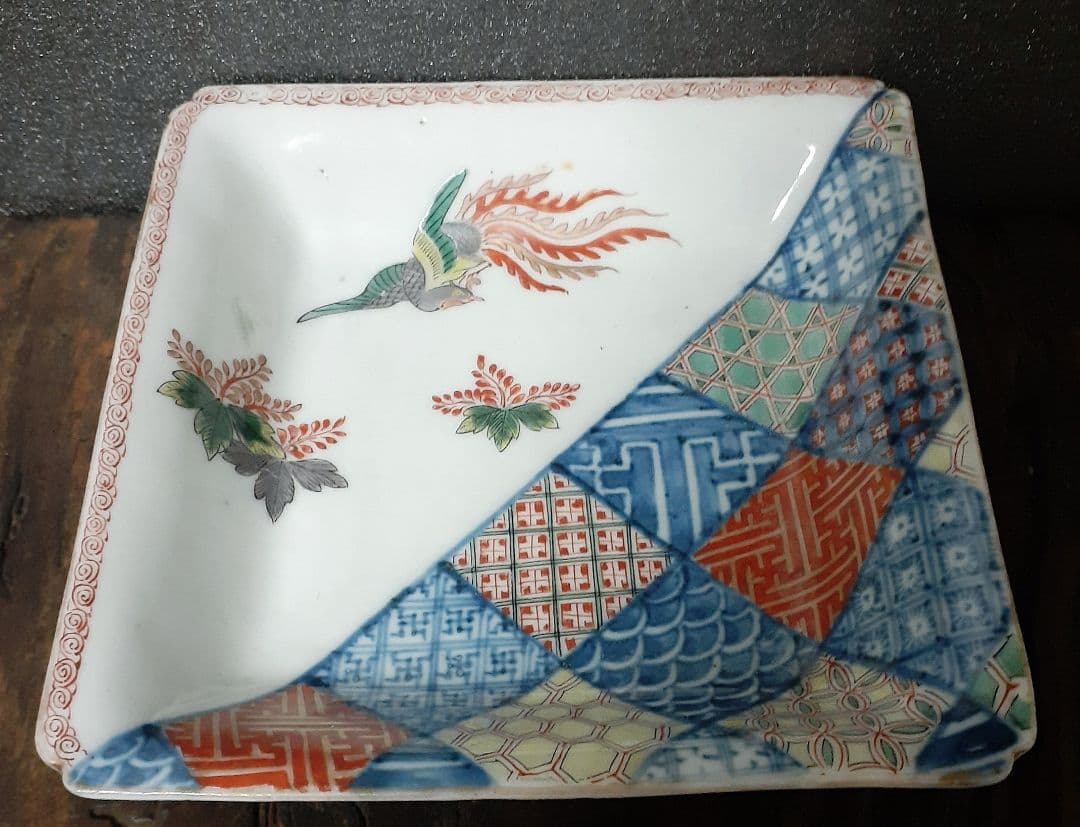 珠玉逸品❗️】江戸時代 古伊万里 柿右衛門様式 鳳凰に桐 区割り文様