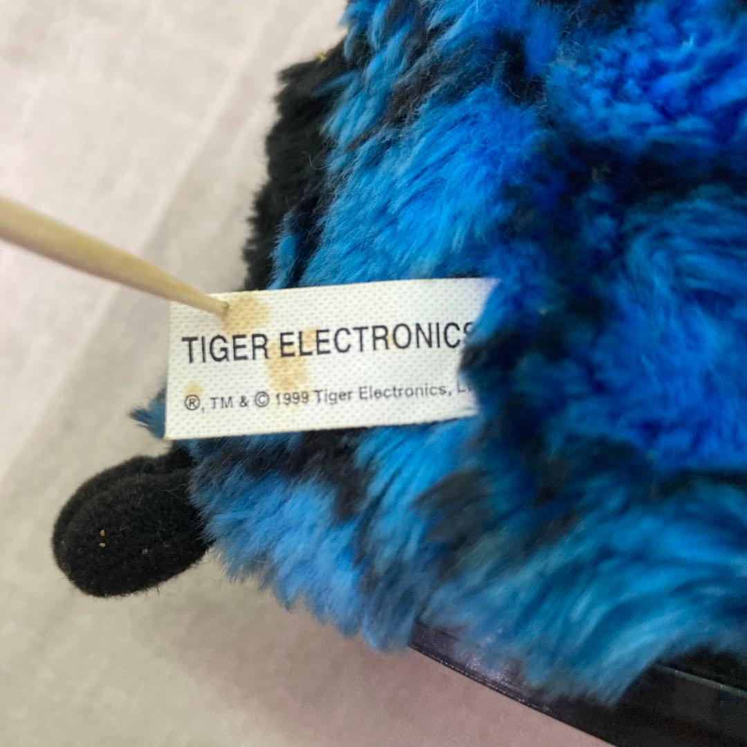 TOMY　トミー　初代ファービー 1999年 ブルー×ブラック　レッド×ブラック