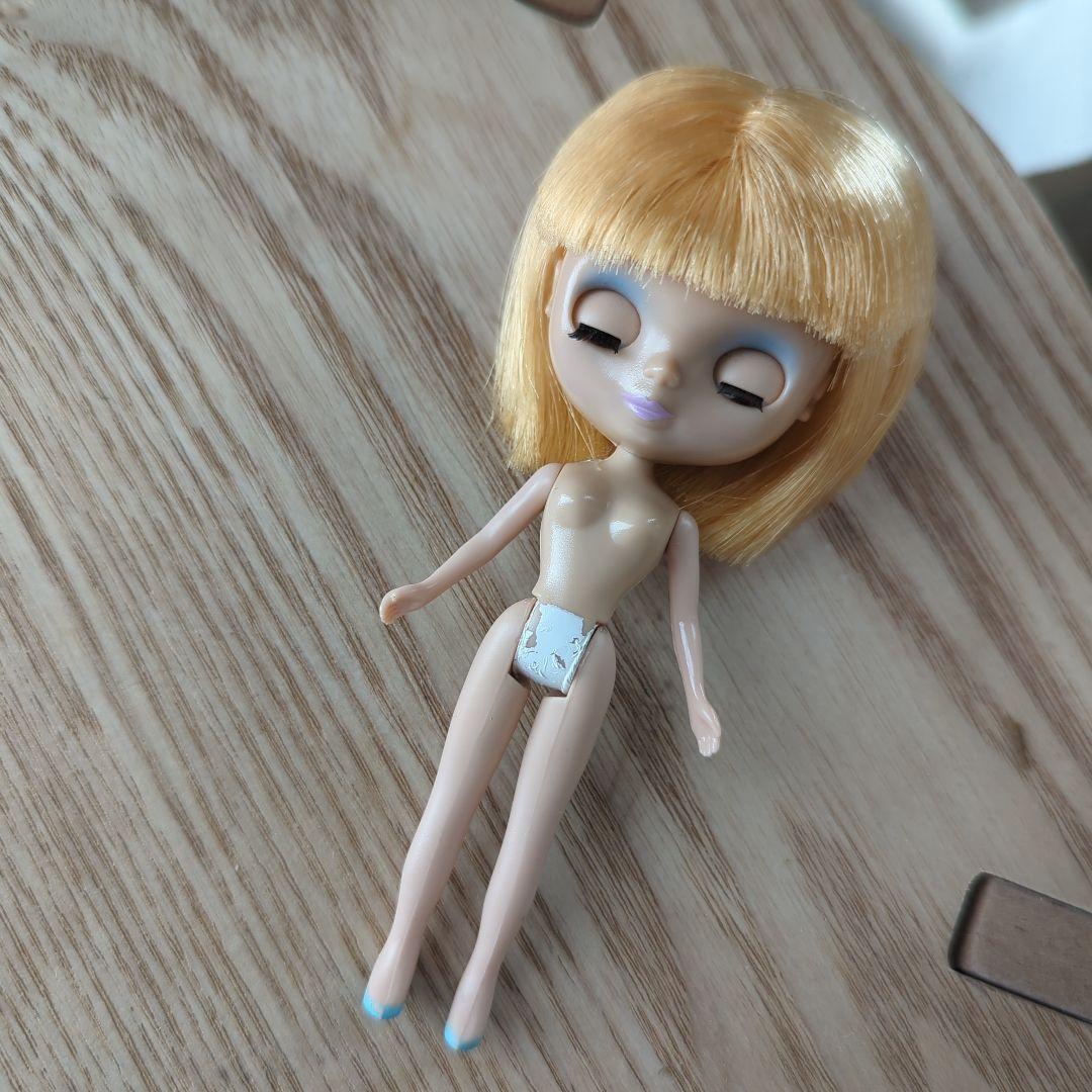 Blythe ブライス ネオブライス ドール 人形 本体 ボブ 2003年製