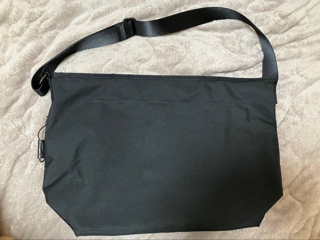 AMIACALVA MESSENGER BAG シンゾーン