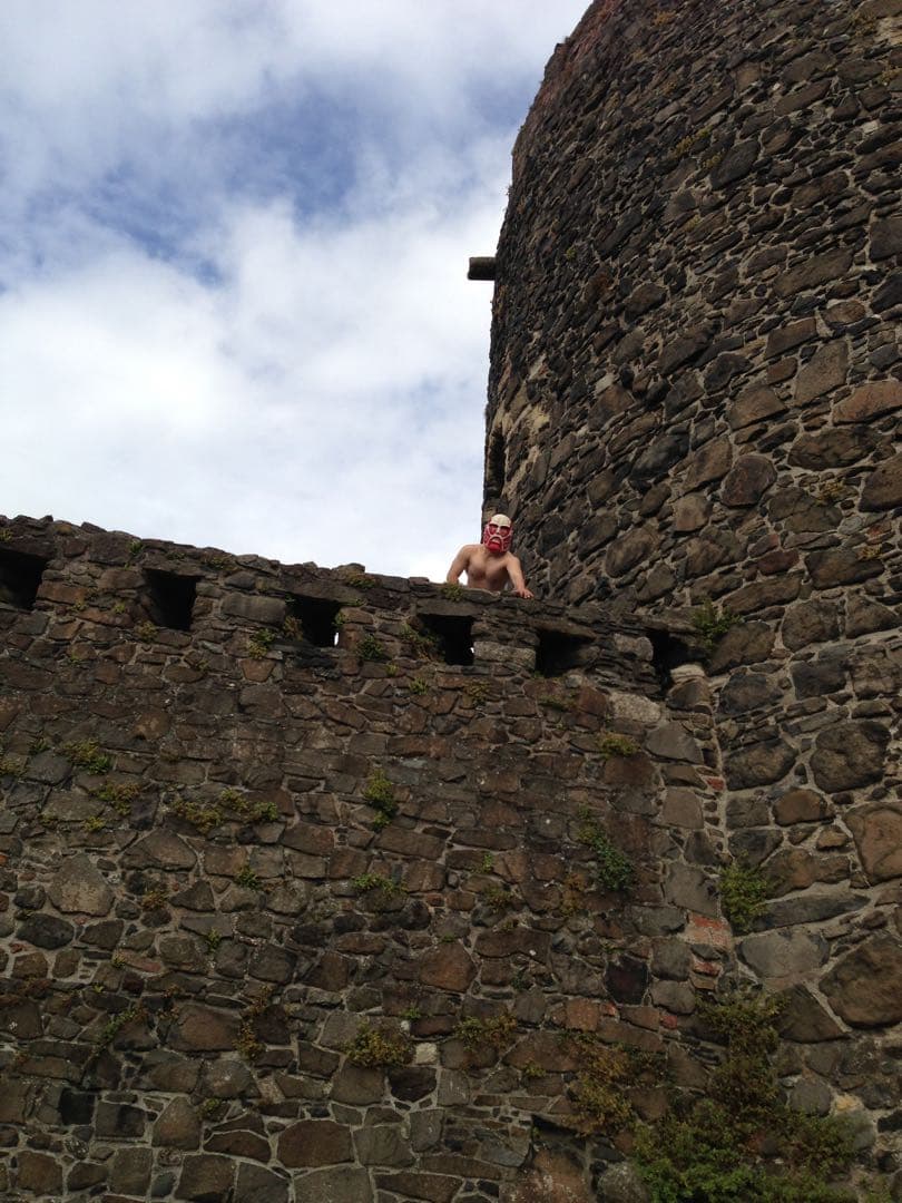 【希少品】北アイルランドジャイアンツ・コーズウェイ 木製の剣3本セットと盾