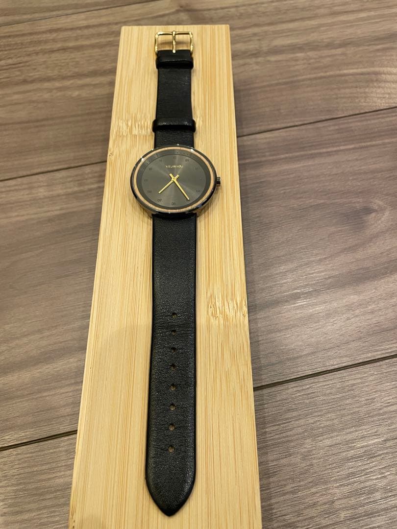 VEJRHØJ アナログ腕時計 ブラック