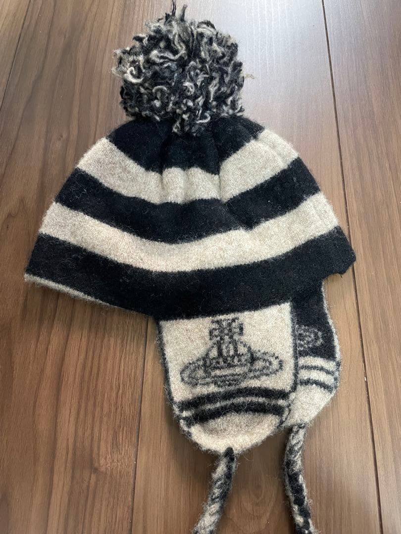 ヴィヴィアン ウエストウッド NANA 映画 シン着用 ニット帽 オーブ