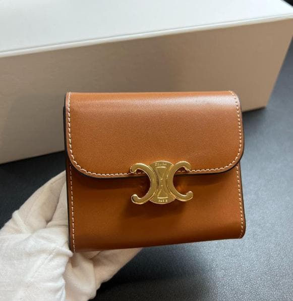 CELINE 三つ折り財布 ベージュ/ブラウン 【公式通販】 CELINE 三つ折り