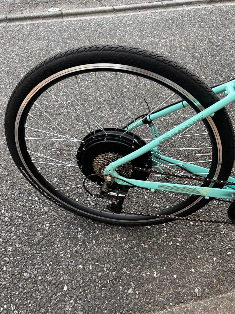 クロスバイク ミントグリーン 後輪モーター