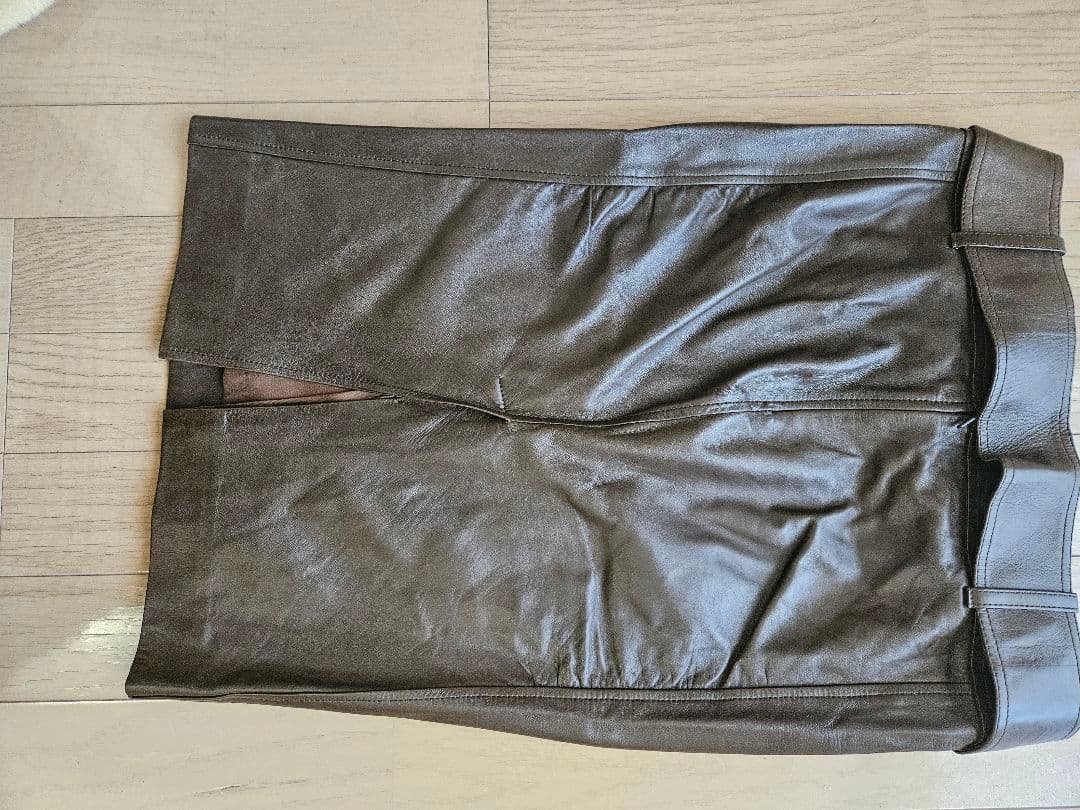 GUCCIレザースカート