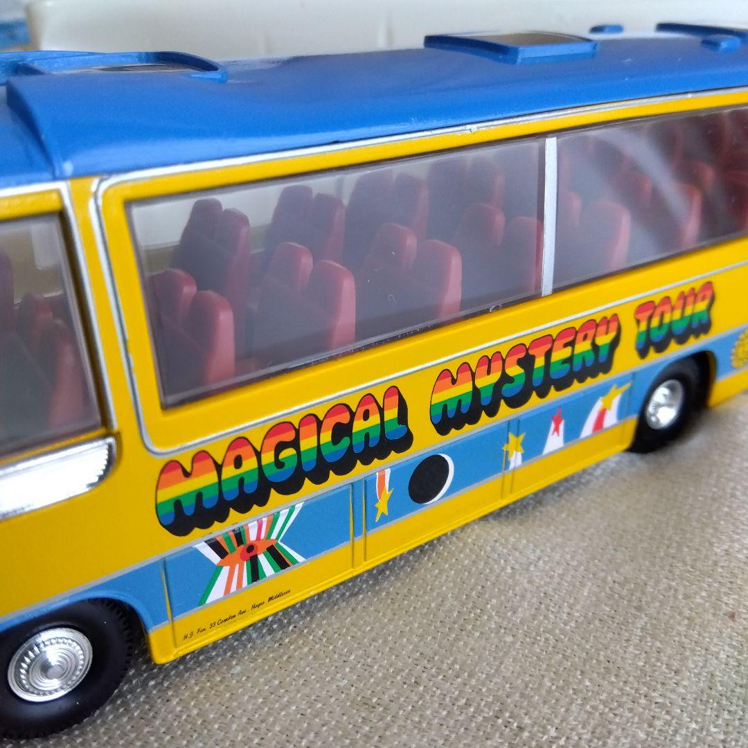 ビートルズ マジカルミステリーツアー バス コーギークラシックス